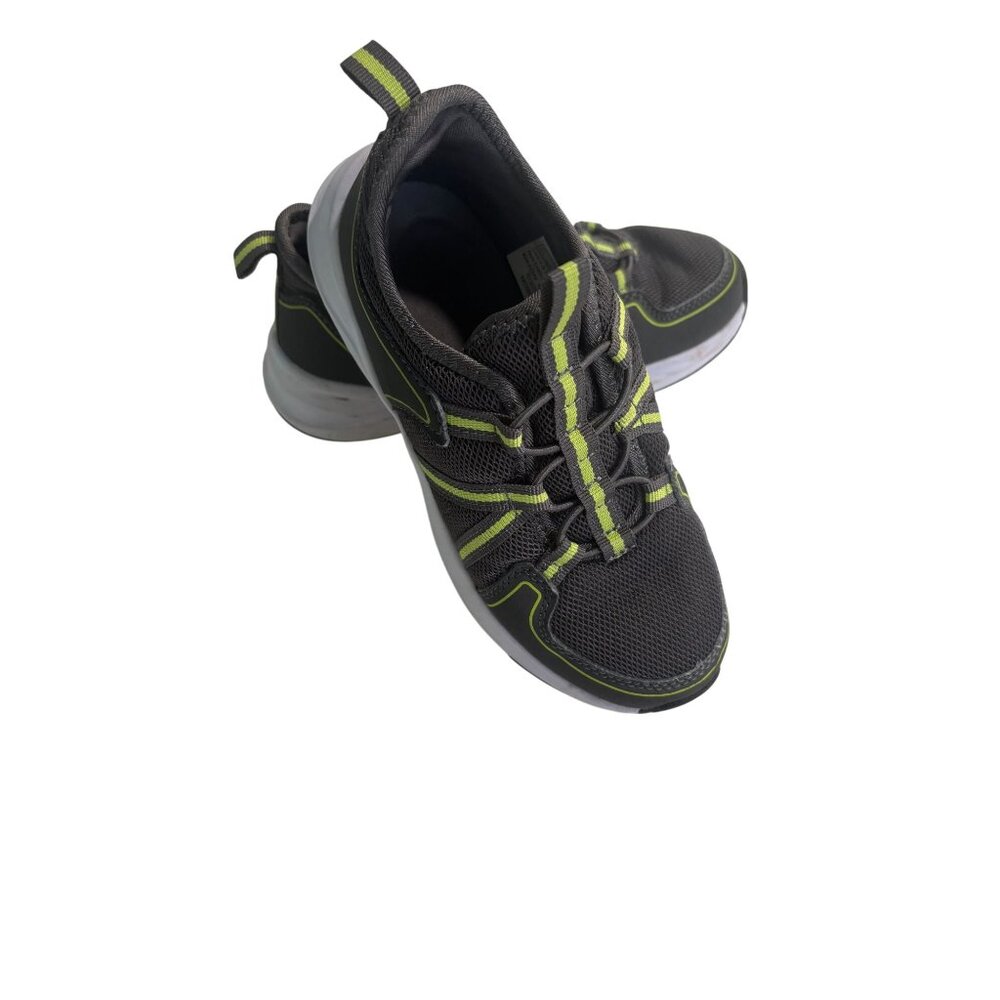 Youth Black & Neon Green Lightweight Athletic Shoes Size 1 Fabric Upper